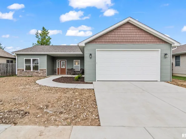 121 Argenta Dr, Springfield, IL 62703