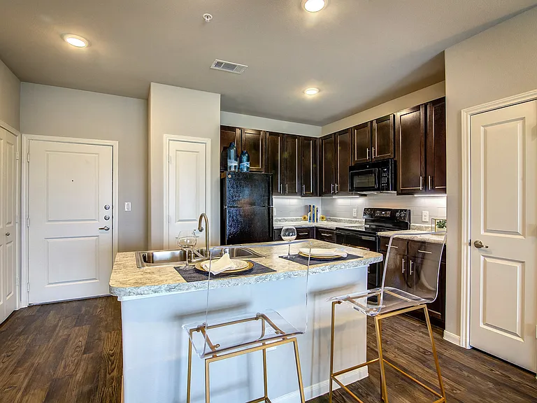900 Gordon Heights Ln — Photo 31