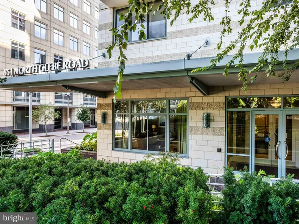 851 N Glebe Rd APT 1910, Arlington, VA 22203
