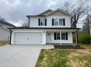 2320 Edgewood Dr, High Point, NC 27262