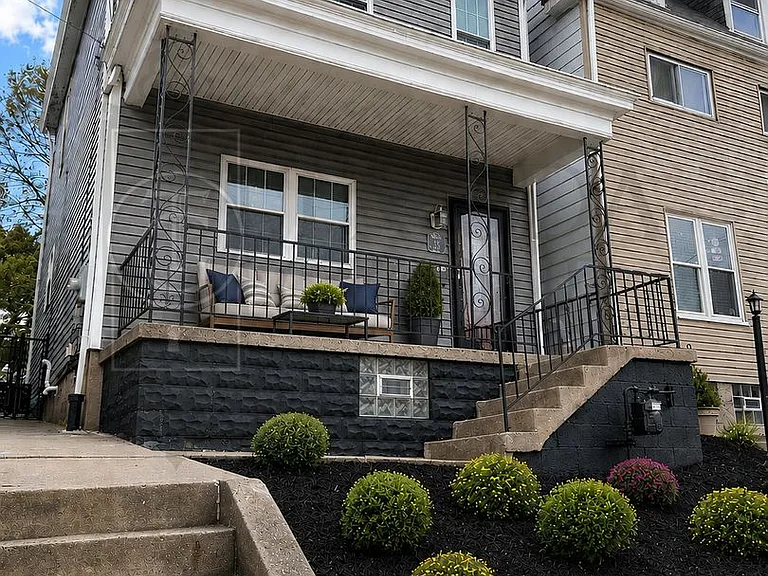 55 Ruth St — Photo 2