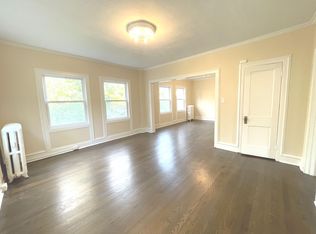 3807 N Prospect Ave APT 5, Shorewood, WI 53211