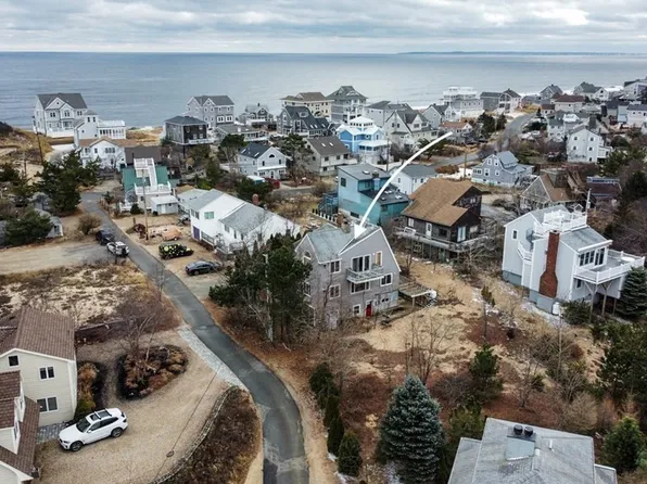 12 Annapolis Way W, Newbury, MA 01951