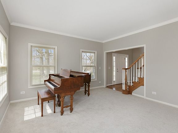 4th image of 5N017 W Woods Dr
