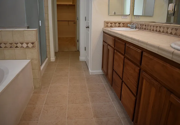 2261 Pillsbury Rd — Photo 27