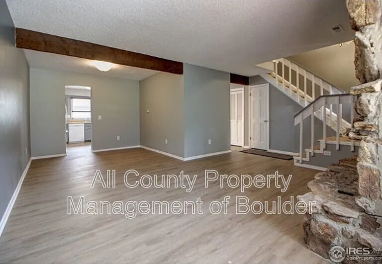 14 Benthaven Pl — Photo 16