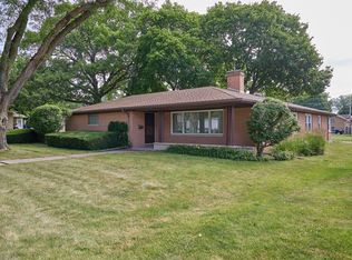 1360 Bucklin St, La Salle, IL 61301