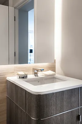 Rented by Greystar | media 12