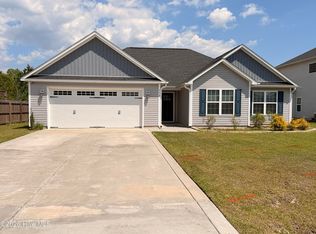 518 Black Pearl Cir, Jacksonville, NC 28546