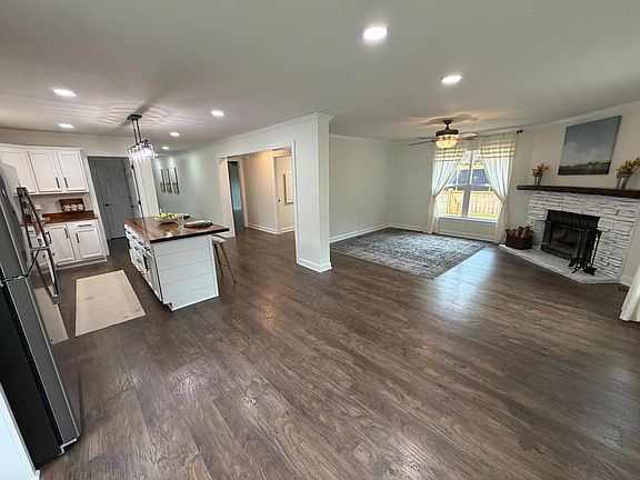 Dinning and Living Area
