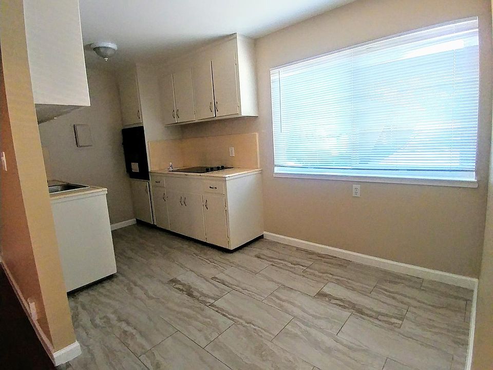 1st image of 1291 Plum St #4