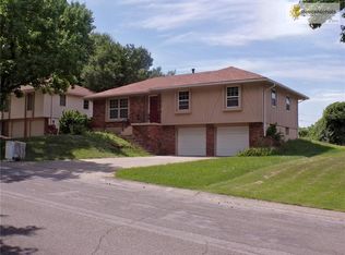 8413 E 55th Ter, Kansas City, MO 64129