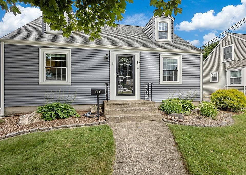 1st image of 116 Daggett Ave