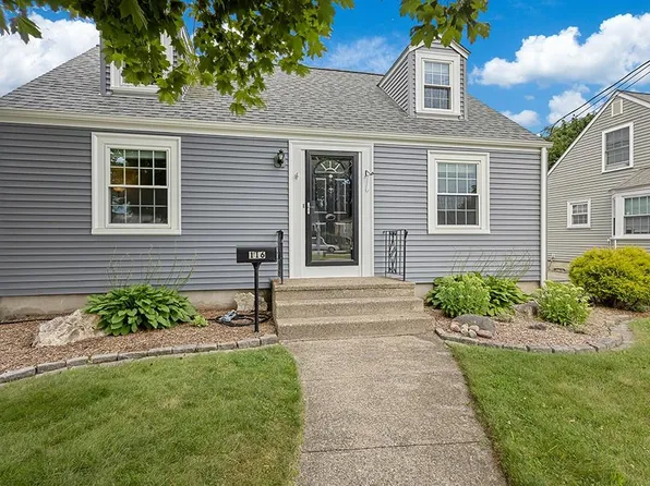 116 Daggett Ave, Pawtucket, RI 02861