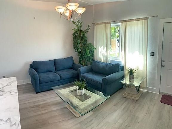 3rd image of 115 NW 8th Ave #115