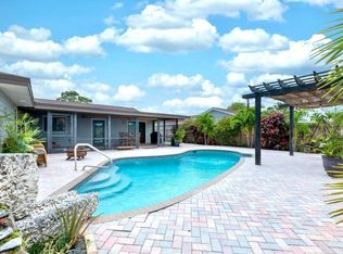 19930 Gardenia Dr, Jupiter, FL 33469