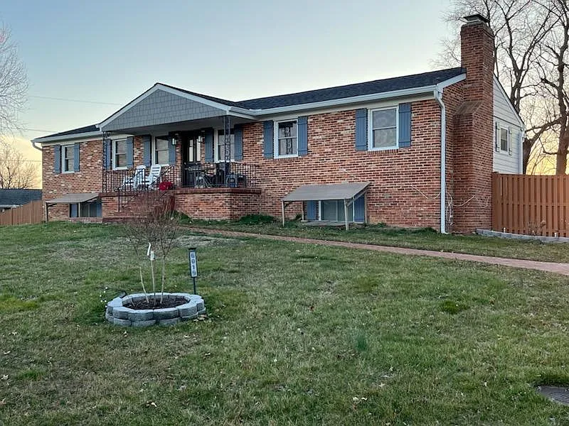 Building Photo - Walhaven Dr