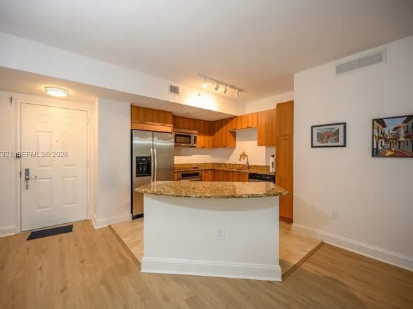 510 NW 84th Ave APT 333, Plantation, FL 33324