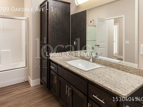 5th image of 1709 Oakdale St Unit 1