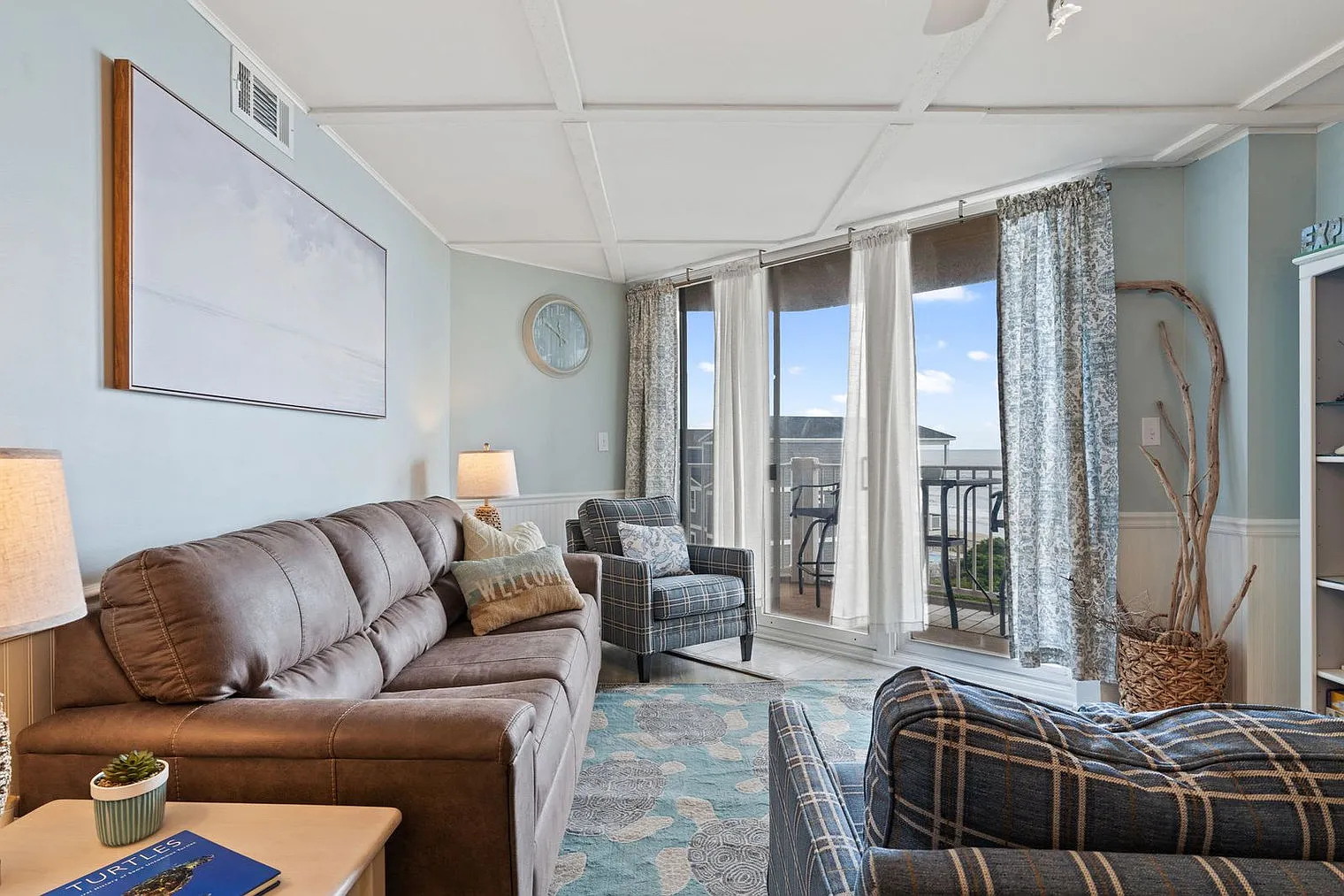 2 bed, 2.0 bath, 1001 sqft, $4,713 — Photo 4