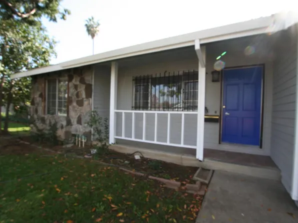 5940 Valley Vale Way, Sacramento, CA 95823