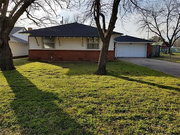 3rd image of 3210 Sayles Blvd