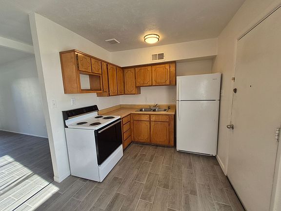2nd image of 222 E 30th St #15