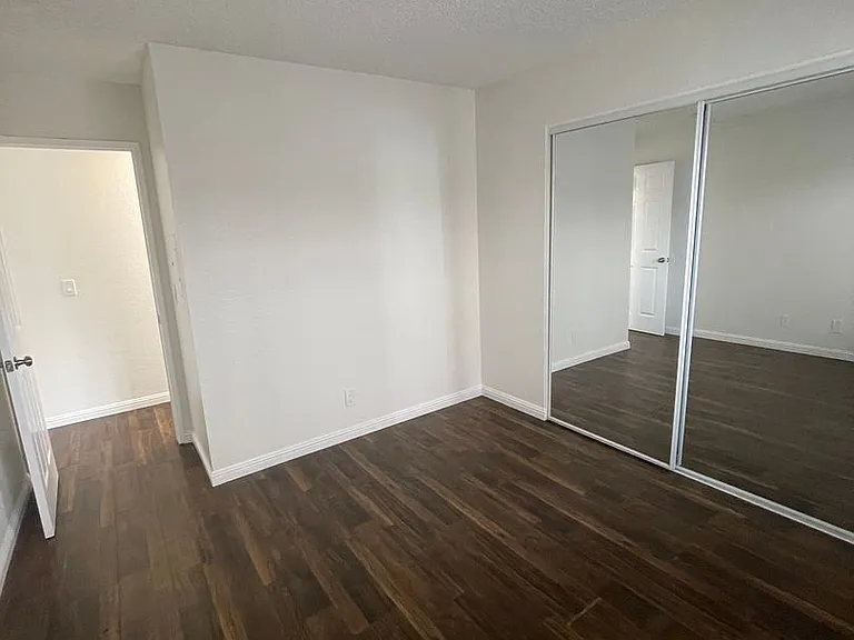 2269 Earl Ave — Photo 18