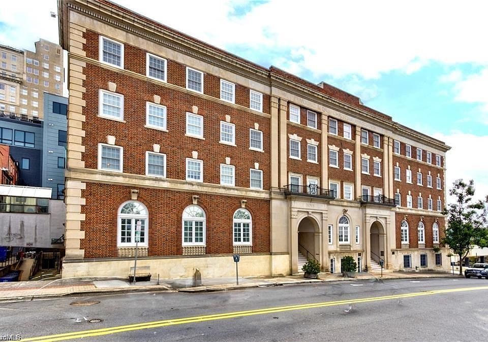 1st image of 315 N Spruce St APT 408