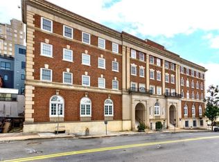 315 N Spruce St APT 408, Winston Salem, NC 27101