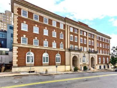 315 N Spruce St APT 408, Winston Salem, NC, 27101