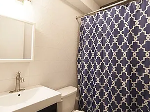 169 Stanhope Street image 7 of 19