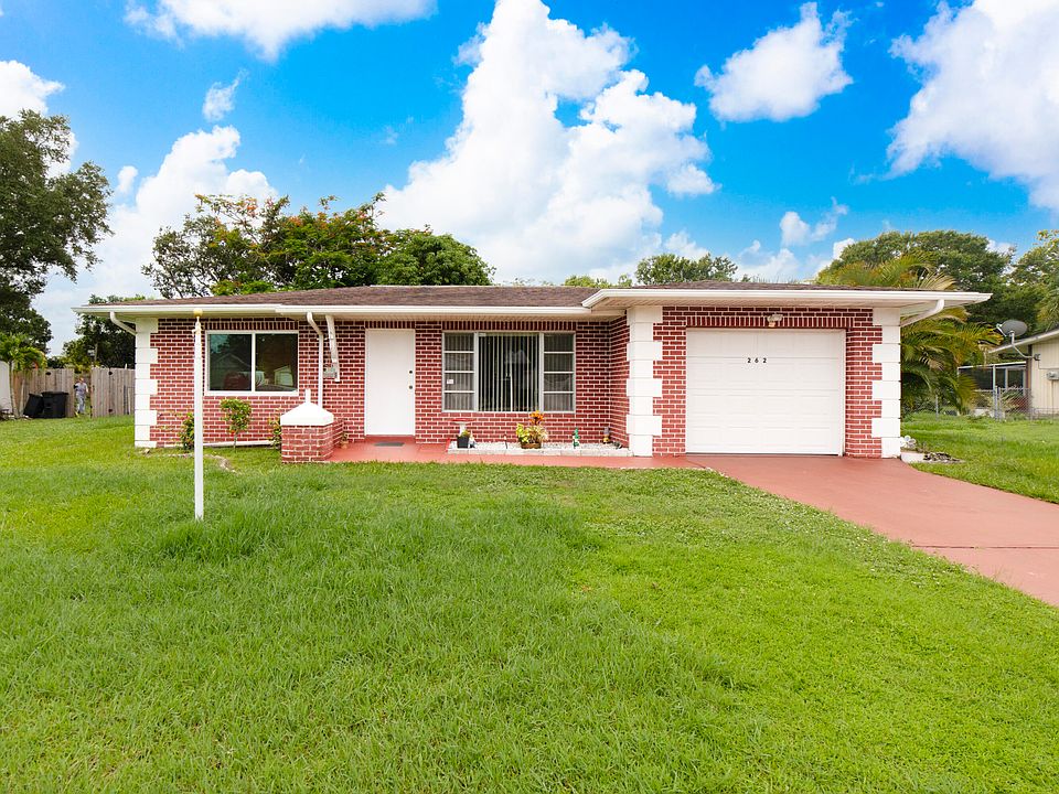 1st image of 262 SW Lucero Drive