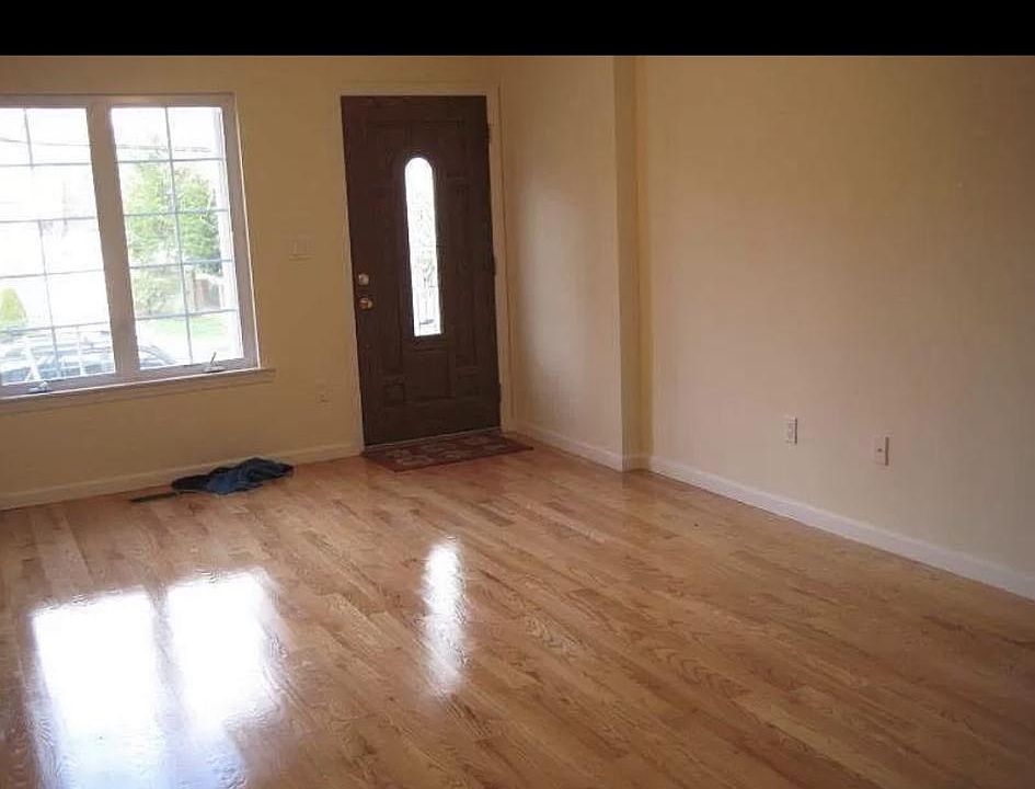 1st image of 4011 195th St Floor 2