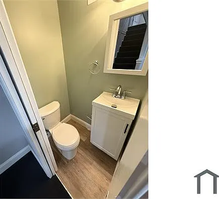 1796 Joan Ave — Photo 4