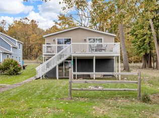 4091 Woodland Ave, Manitou Beach, MI 49253