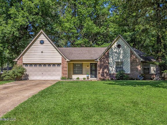 2nd image of 2781 Hickory Hill Dr