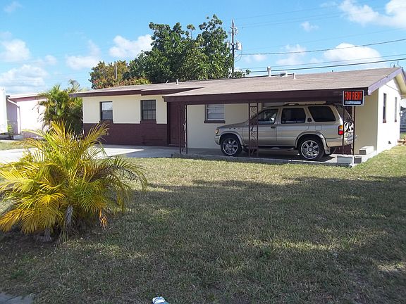2nd image of 3565 Royal Palm Ave