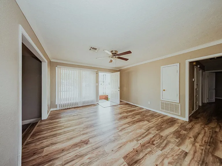 2610 NW Lindy Ave — Photo 11