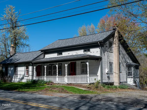 720 Perkins Pond Rd, Beach Lake, PA 18405