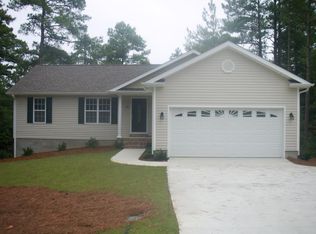70 Sandhills Cir, Pinehurst, NC 28374