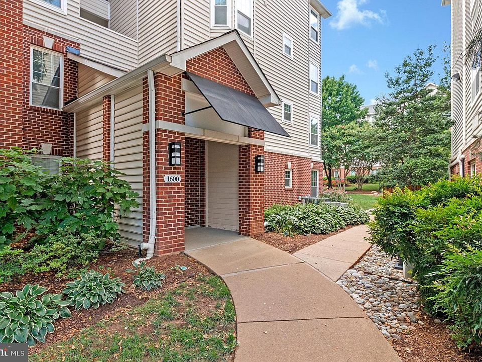 1st image of 1600 Spring Gate Dr Unit 2202