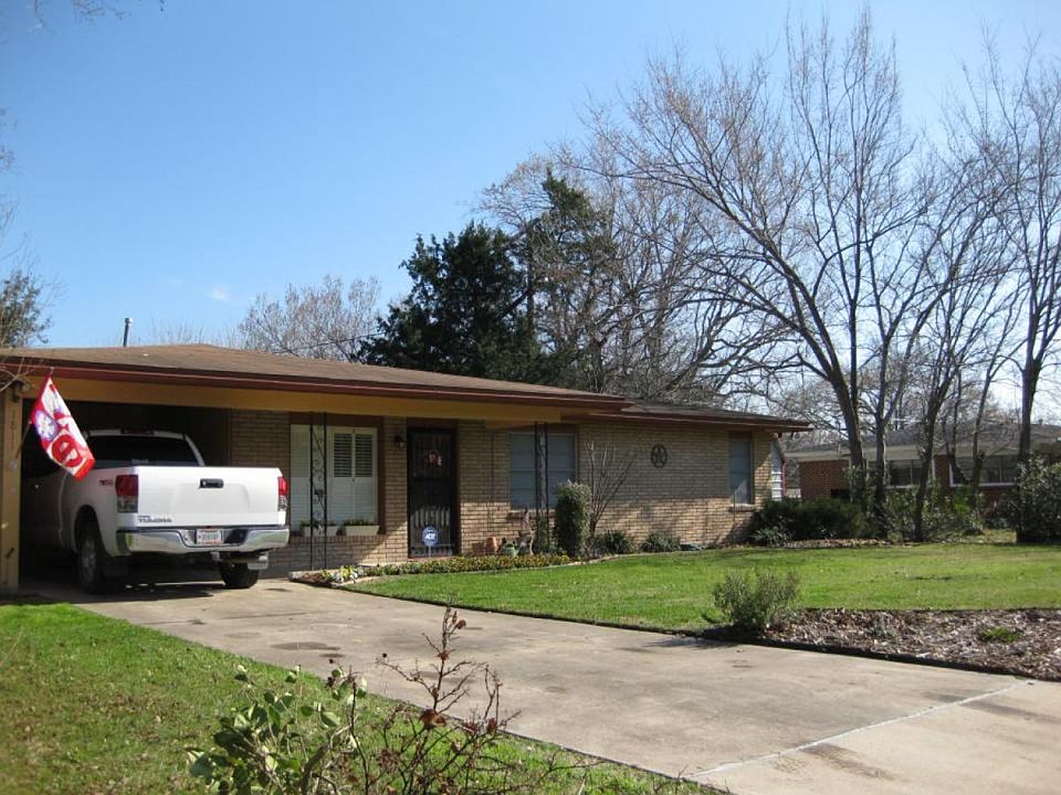 1st image of 1811 Wayside Dr