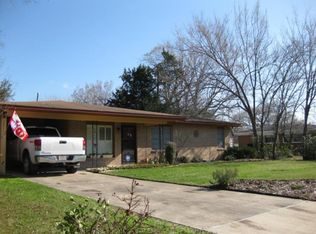 1811 Wayside Dr, Bryan, TX 77802