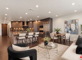 724 N Croft Ave #301, Los Angeles, CA 90069