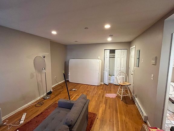 2nd image of 95 Waltham St APT 5