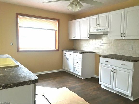 5th image of 623 1/2 Fulmer Ave