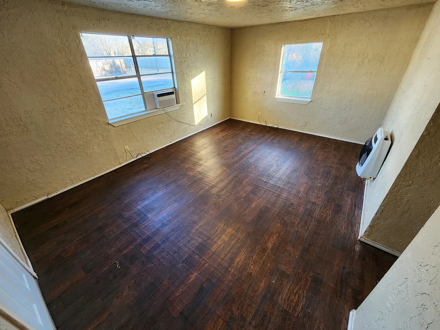 913 N Highland- Melvis - 1 — Photo 2