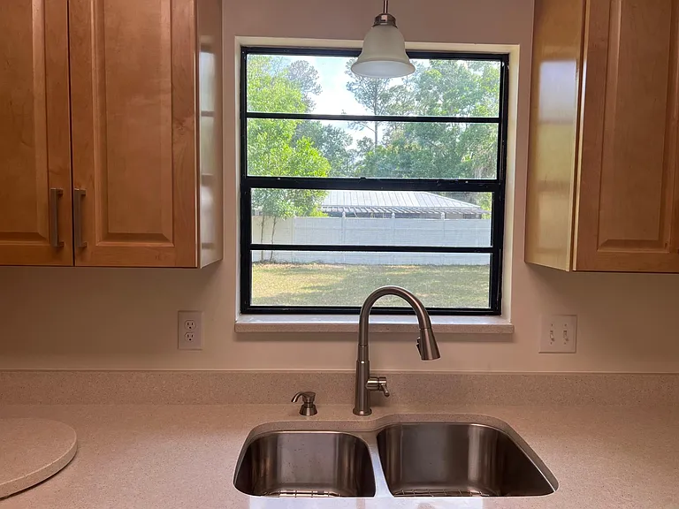 5127 NW 26th Pl — Photo 9