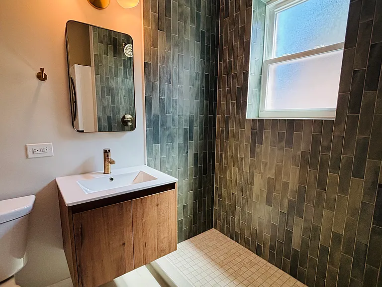 4730 W Warwick Ave #1 — Photo 5